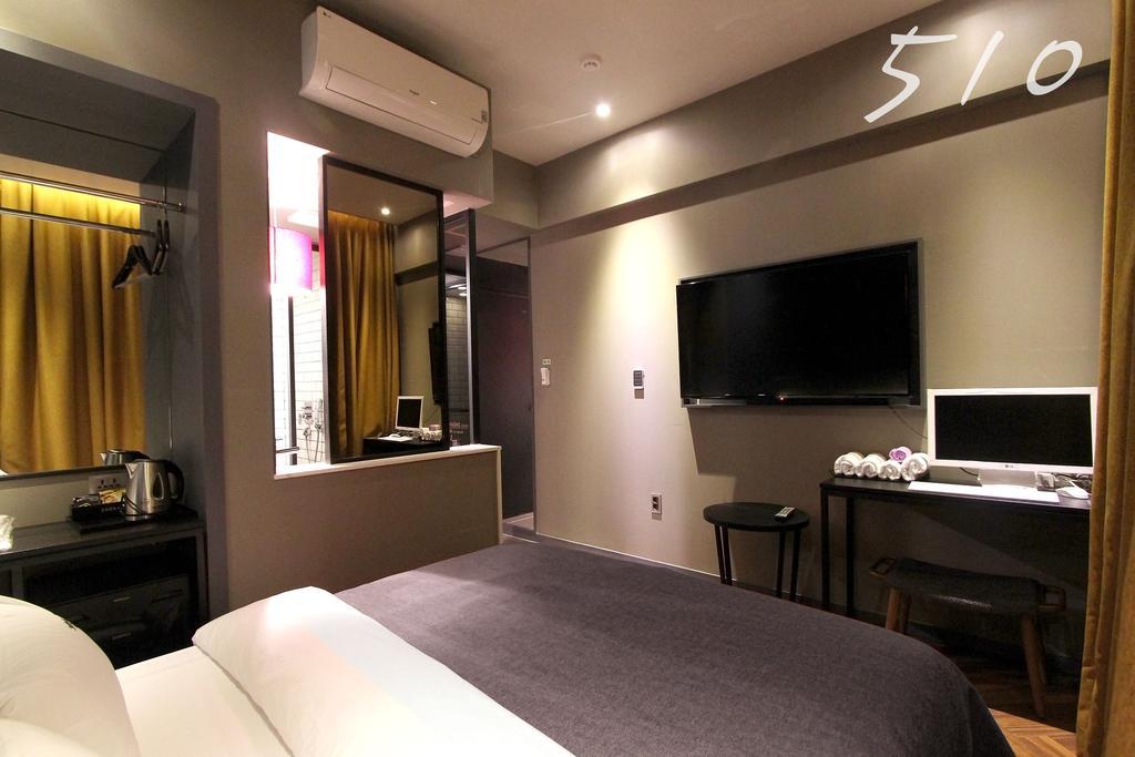 2 Heaven Hotel Lotte Waterpark Gimhae Екстер'єр фото
