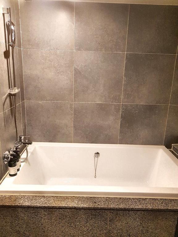 2 Heaven Hotel Lotte Waterpark Gimhae Екстер'єр фото