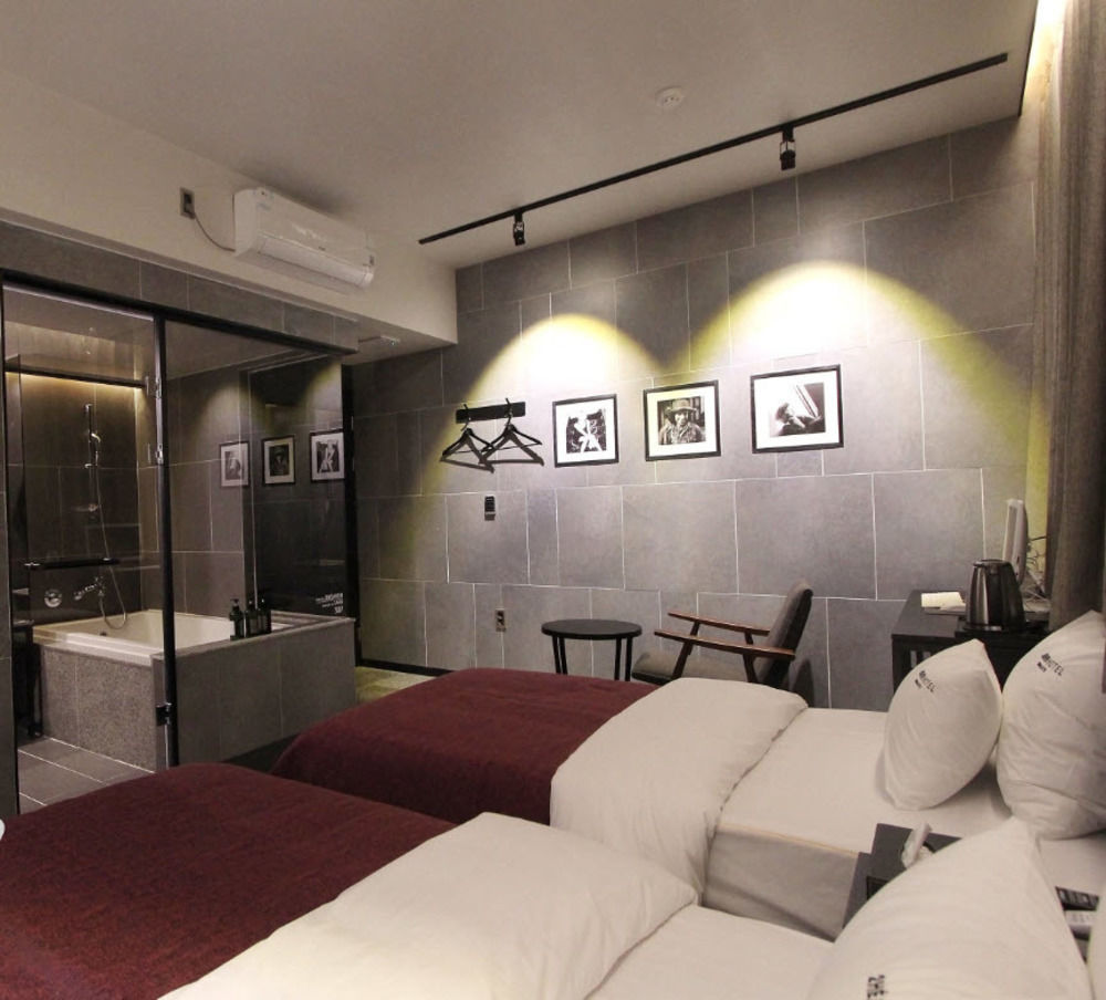 2 Heaven Hotel Lotte Waterpark Gimhae Екстер'єр фото